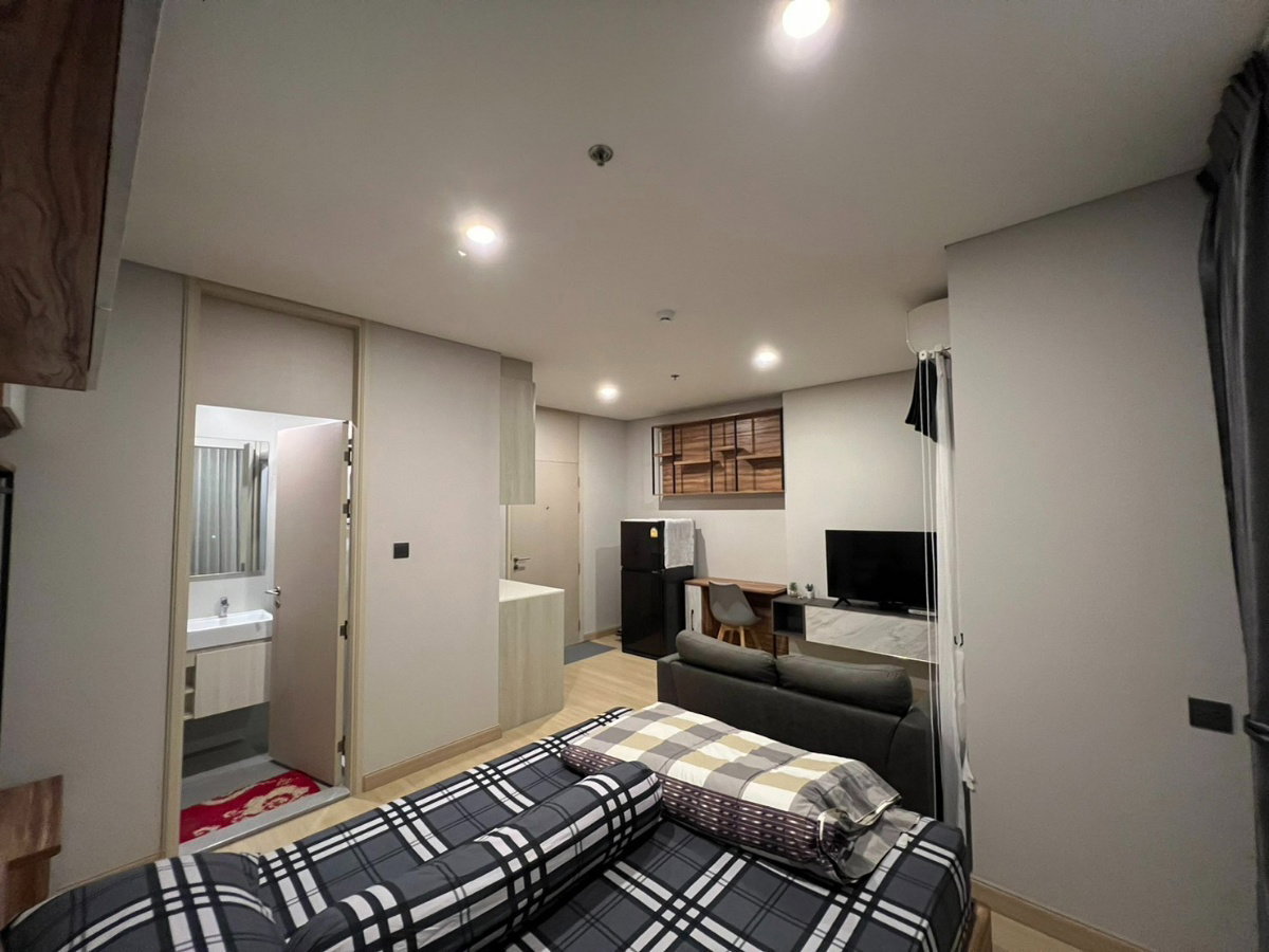 รูป ให้เช่า studio ขนาด 24 ตรม. ชั้น 11 ราคา 11,000 บาท - รูปที่ 2/9