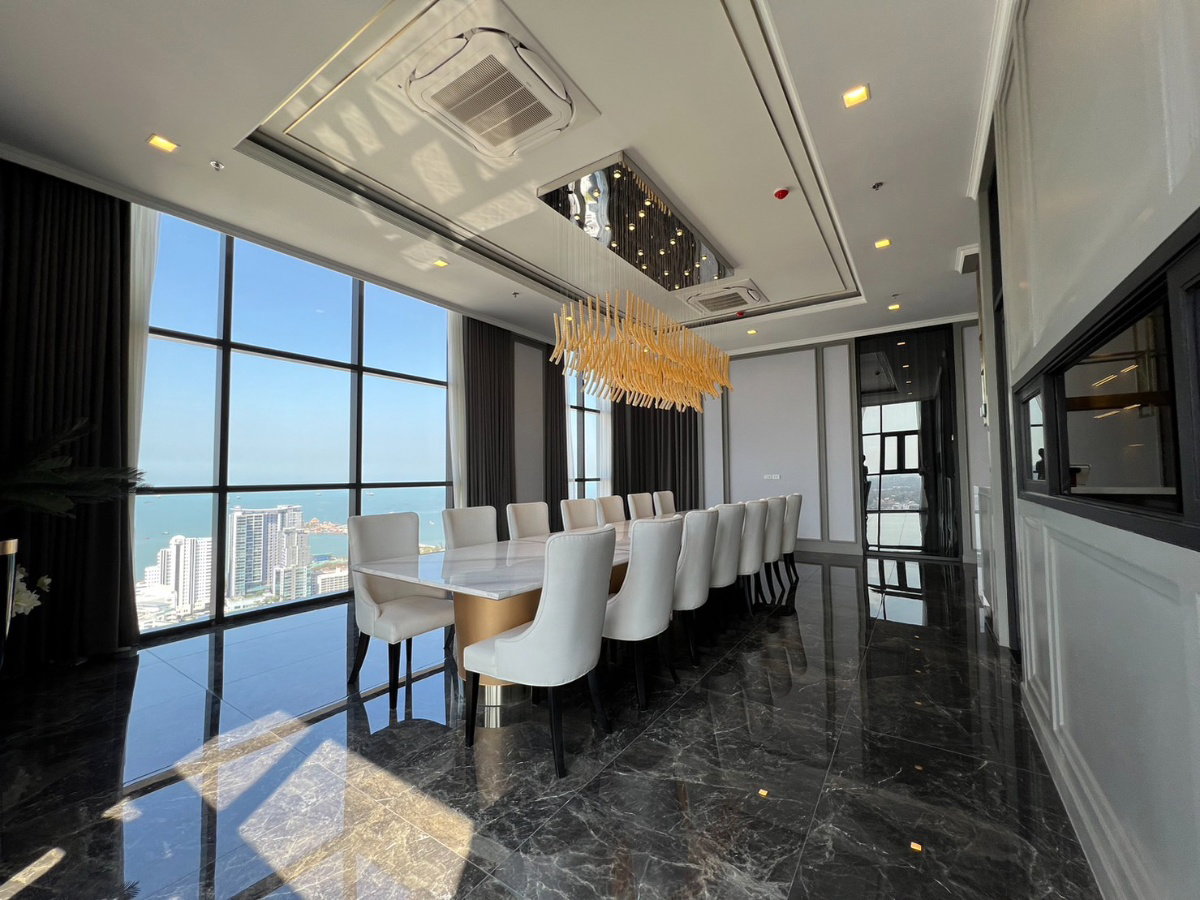 คอนโดใจกลางเมืองศรีราชา ราคา 95 ล้านบาท Penthouse
