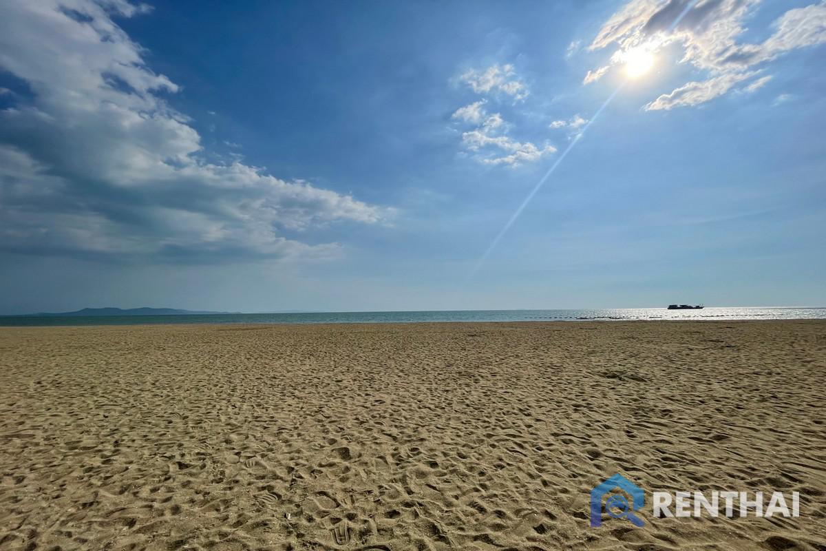 รูป แอราส คอนโดริมหาดจอมเทียน ขายเพียง 3.2 ล้านบาท วิวทะเลชั้นสูงห้องตกแต่งครบพร้อมอยู่ - รูปที่ 9/25