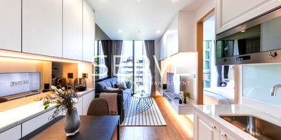 Condos for sale : 🔥Hot Deal 7.3 MB🔥 Modern Style 1 Bed Garden view Good Location Close to BTS Phrom Phong 500 m. / For Sale