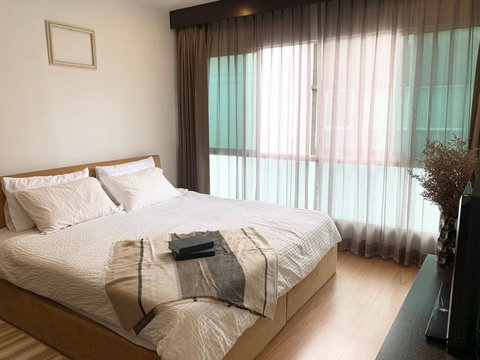 P-126644 คอนโด 2 นอน วิวเมืองสวยใจกลางอารีย์! ใกล้ BTS อารีย์ 5.5 ล้าน | Line Id @easythaihome | 085-592-2897