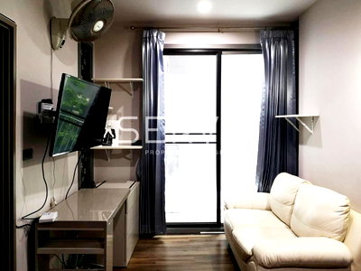 Condos for sale : 1 Beds Large Room Good Location Shuttle bus to BTS Ekkamai At Condo Ceil by Sansiri  / For Sale