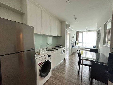 คอนโดสไตล์ญี่ปุ่น วิวภูเขา~ ใกล้โรบินสันศรีราชา 2นอน 16000 บาท