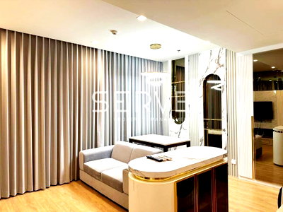 Condos for sale : 🔥🔥2 Beds Luxury Style Good Location New Condo Close to BTS Phrom Phong 500 m. at Noble Around 33 Condo / For Sale