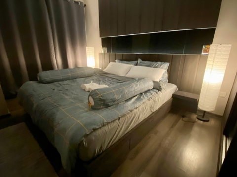 เช่า The Base Park West 2B1B วิวสระ วิวเมือง LineID : @Rizzestate (มี@ ข้างหน้า)