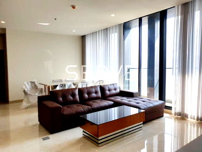 Condos for sale : 🔥🔥Combine 3 Beds 3 Baths with Bathtub 143.46 sq.m. East Side Next to BTS Phloen Chit at Noble Ploenchit Condo / For Sale