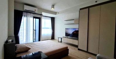 Condos for rent : IDEO Sathorn - Wongwian Yai  Full Fuenituned
