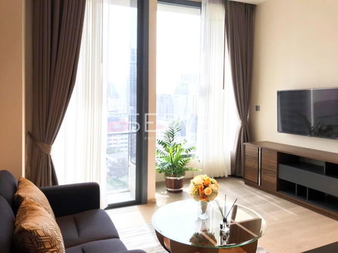 🔥🔥1 Bed with Bathtub Garden View Good Location in Asoke Area MRT Sukhumvit 550 m. & BTS Asok 700 m. at The Esse Asoke Condo / For Rent