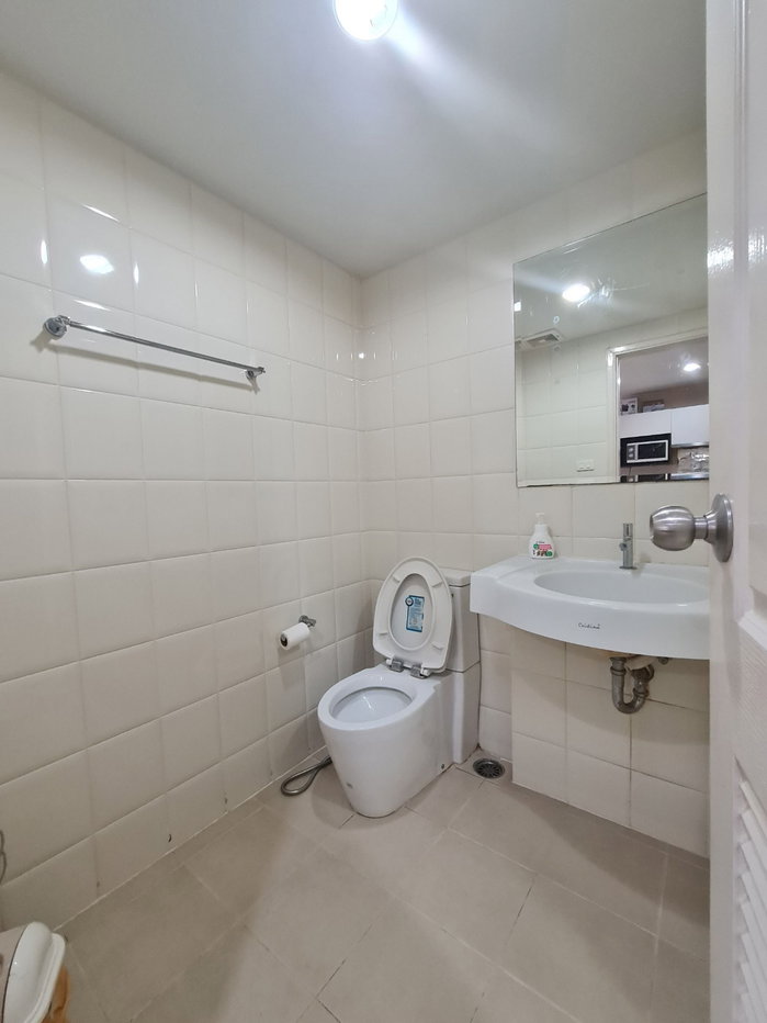 รูป ให้เช่าคอนโดสไตล์รีสอร์ท Baan Navatara บ้าน นวธารา ชั้น8 ห้องมุม วิวสระว่ายน้ำแบบอลังการ Line ID: @ppagent - รูปที่ 13/17