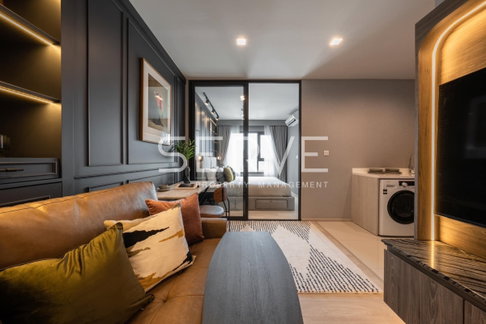 Modern Style 1 Bed 1 Bath High Floor 20+ Nice Decorate Good Location Close to BTS Ploenchit at Life One Wireless Condo / Condo For Rent