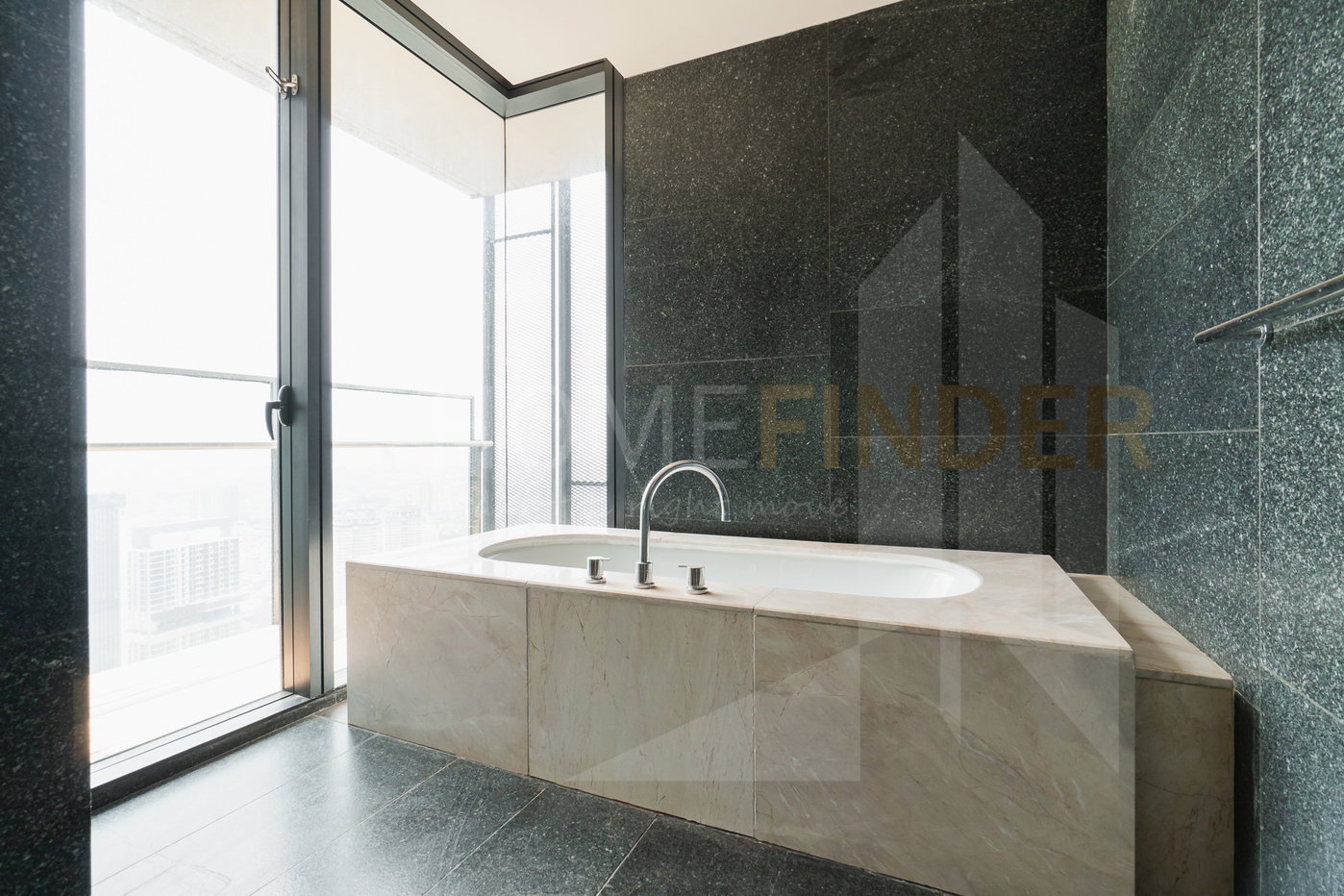 รูป The Met 4 bedrooms, for rent - รูปที่ 15/49