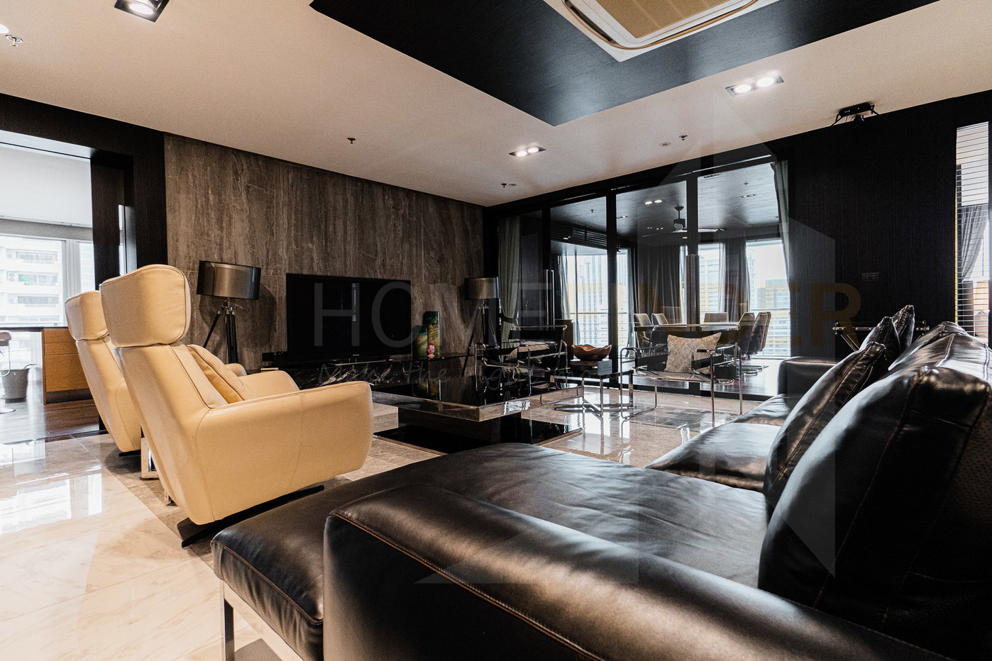 รูป The Master Centrium Asoke-Sukhumvit 4 bedrooms, for rent - รูปที่ 22/35