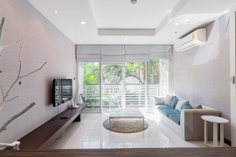 Avenue 61 2 bedrooms, for rent