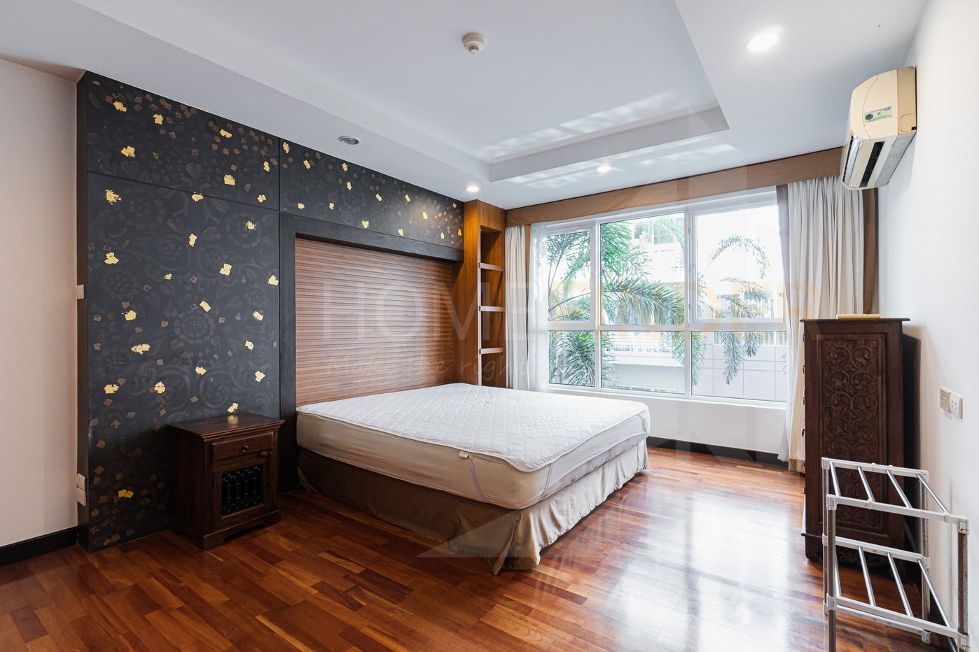 picture Avenue 61 2 bedrooms, for rent - 7/9