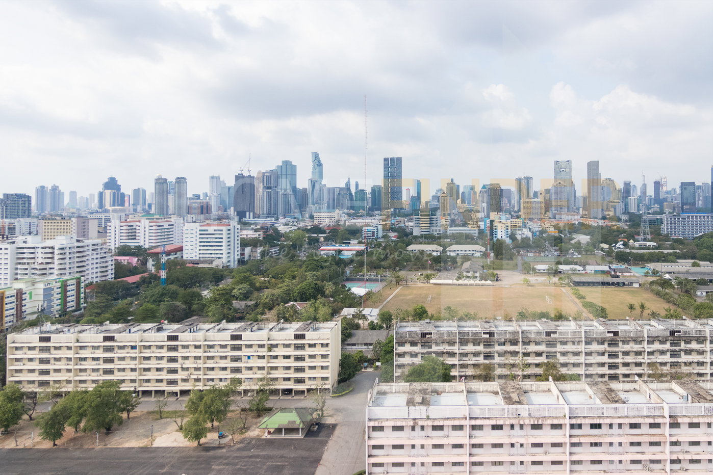 picture Baan Yen Akard Condominium 4 bedrooms, for rent - 2/17