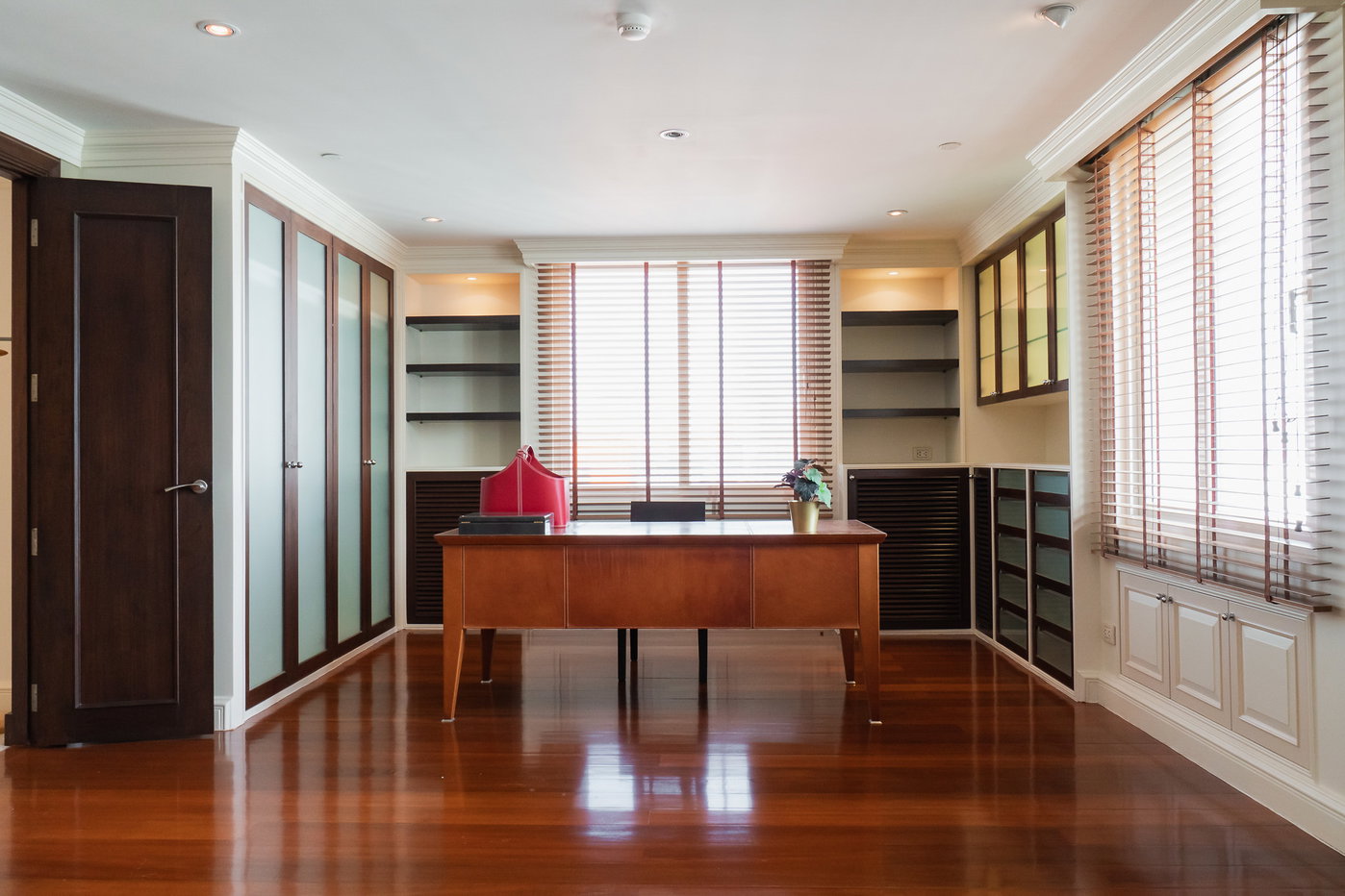รูป Las Colinas 4 bedrooms, for rent - รูปที่ 17/54