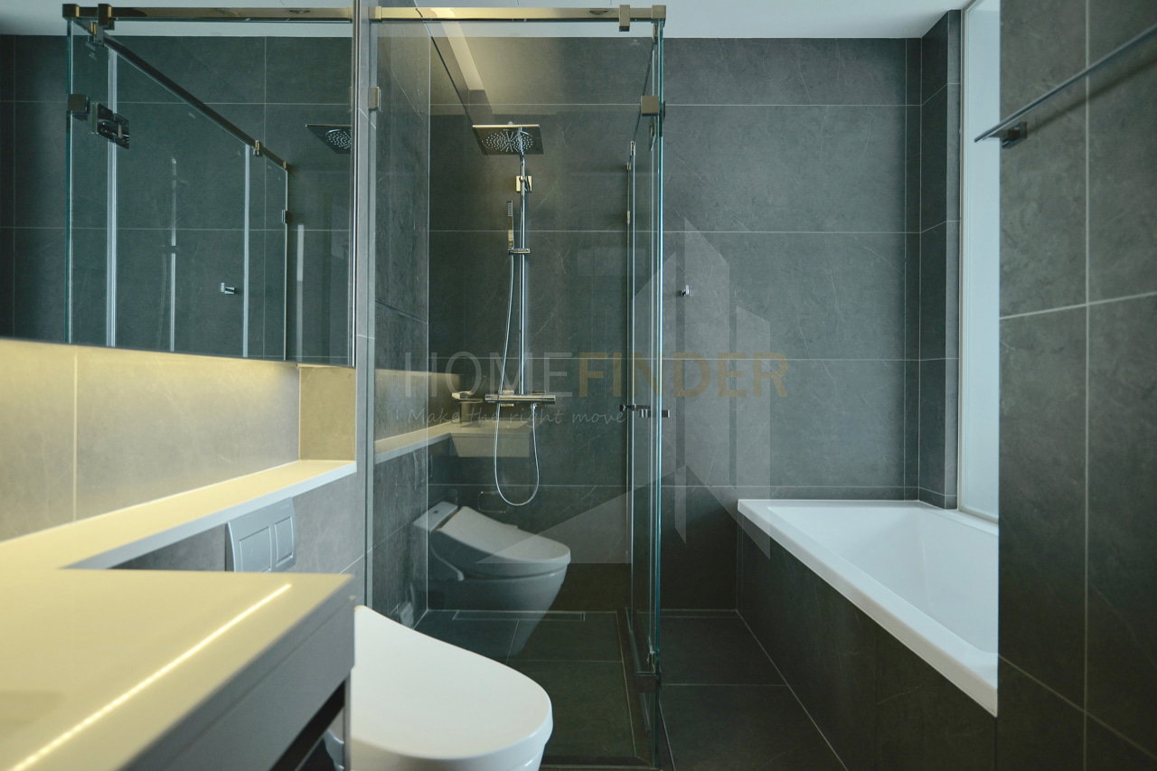 picture The Esse at Singha Complex 2 bedrooms, for rent - 4/7