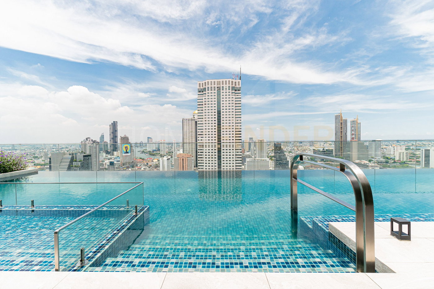 รูป The Loft Silom 3 bedrooms, for rent - รูปที่ 13/15