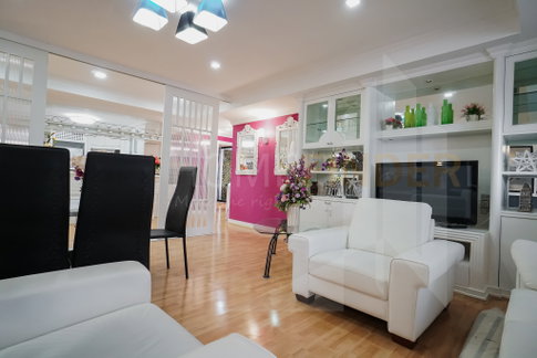 Las Colinas 2 bedrooms, for rent