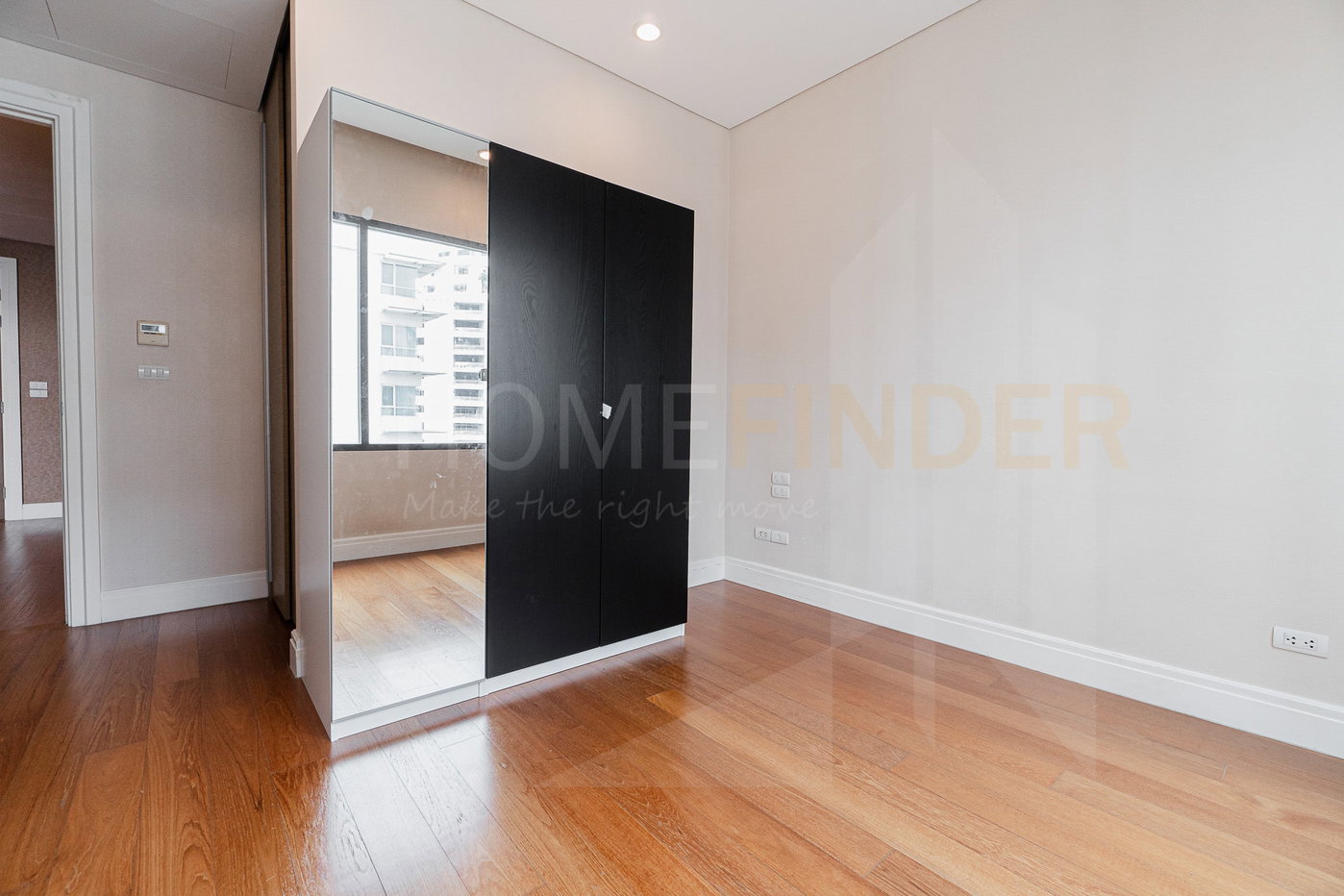 รูป Bright Sukhumvit 24 3 bedrooms, for rent - รูปที่ 5/11