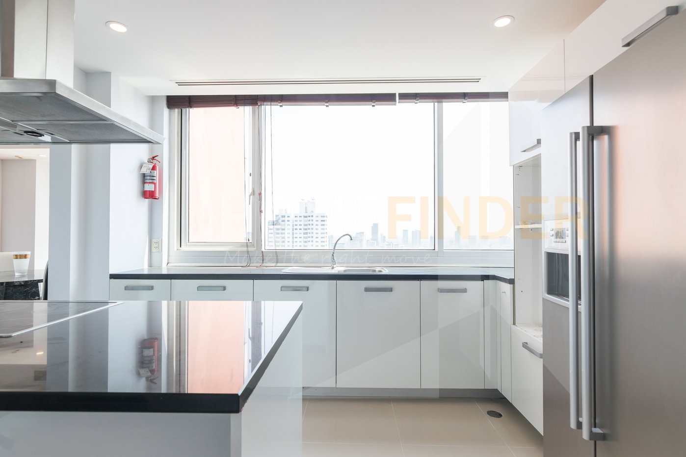 รูป Fullerton Sukhumvit 3 bedrooms, for rent - รูปที่ 46/79