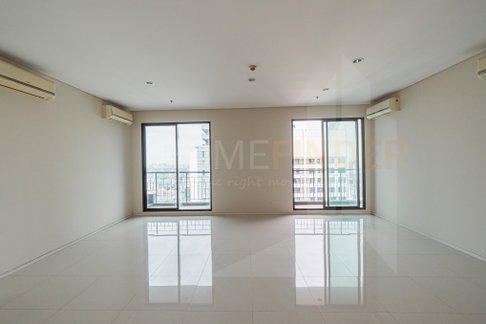 Villa Asoke 5 bedrooms, for sale