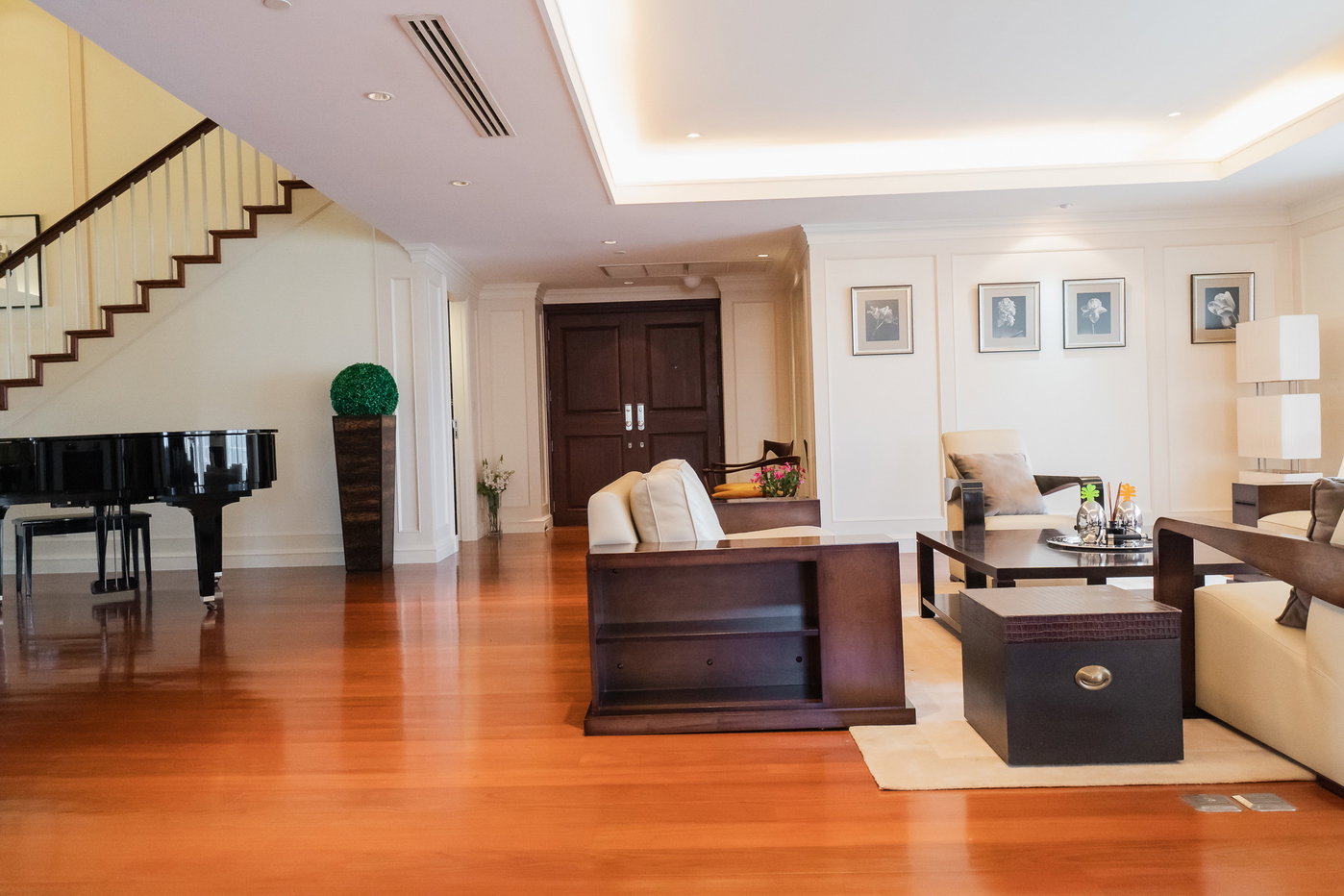 รูป Las Colinas 4 bedrooms, for rent - รูปที่ 11/54