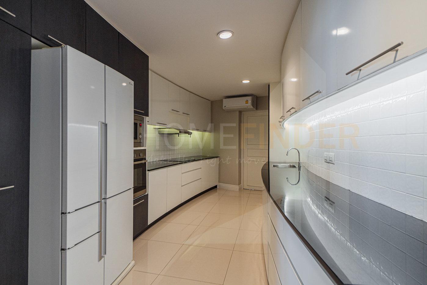 รูป Supakarn Condominium 3 bedrooms, for rent - รูปที่ 3/10