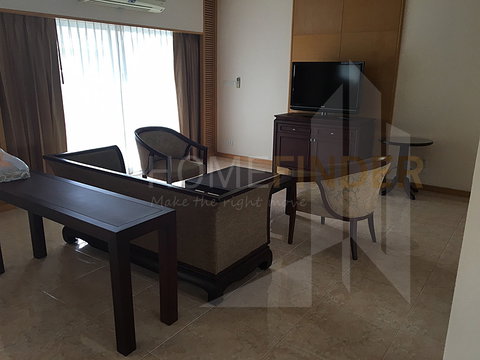Esmeralda Apartments 3 bedrooms, for rent
