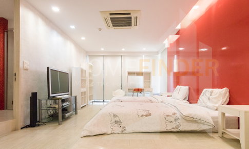 Baan Yen Akard Condominium 2 bedrooms, for rent