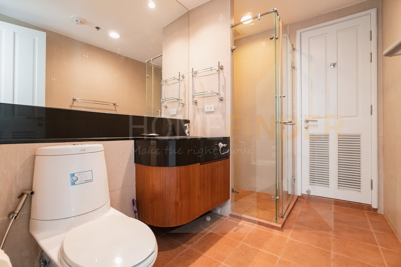 รูป Baan Rajprasong condominium 3 bedrooms, for rent - รูปที่ 6/24