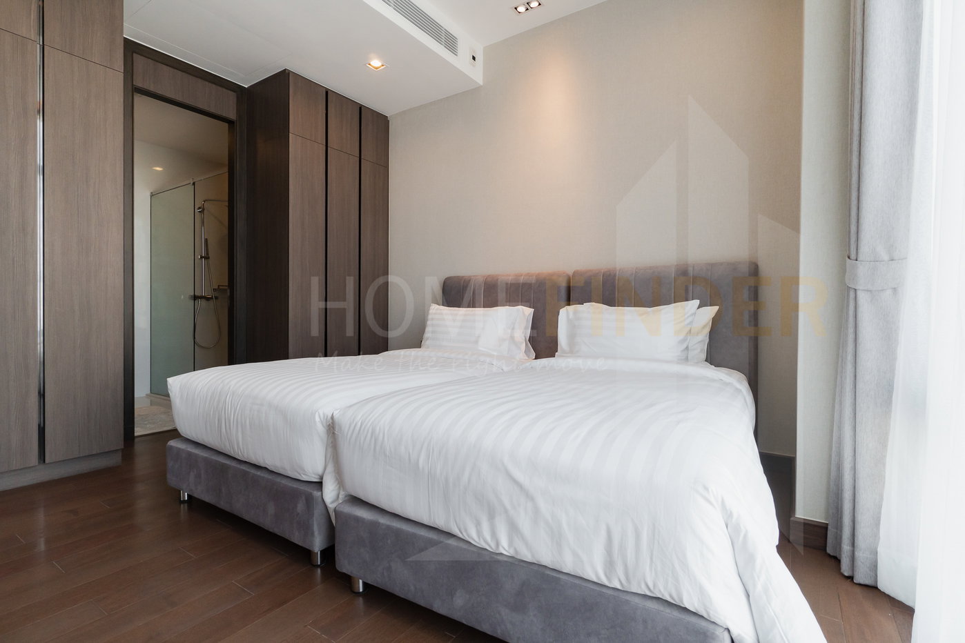 รูป Q 1 Sukhumvit 3 bedrooms, for rent - รูปที่ 8/26