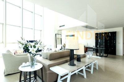 ขายคอนโด : The River 5 bedrooms, for sale