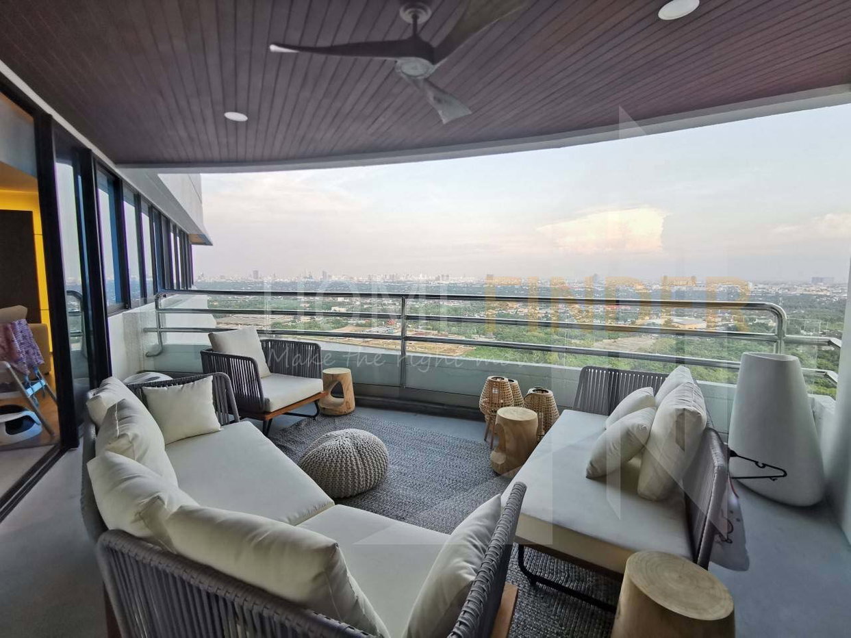 picture Royal River Place 4 bedrooms, for rent - 12/13