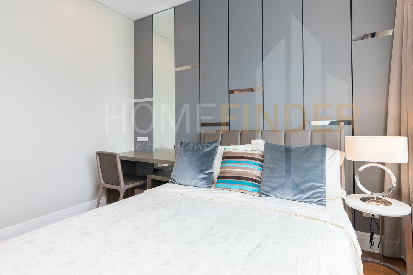 รูป Bright Sukhumvit 24 3 bedrooms, for rent - รูปที่ 3/58