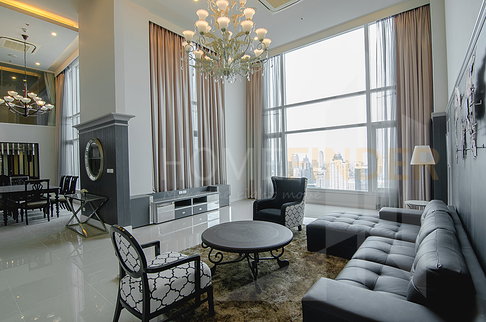 Circle Condominium 4 bedrooms, for rent