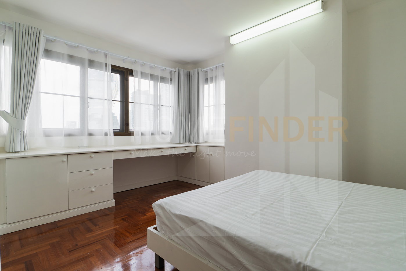 picture Top View Tower condominium 3 bedrooms, for rent - 6/13