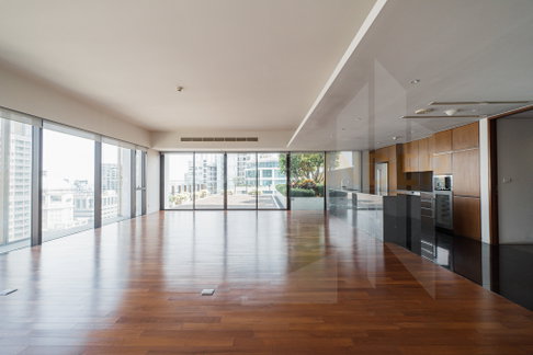 Hansar Rajdamri 3 bedrooms, for rent