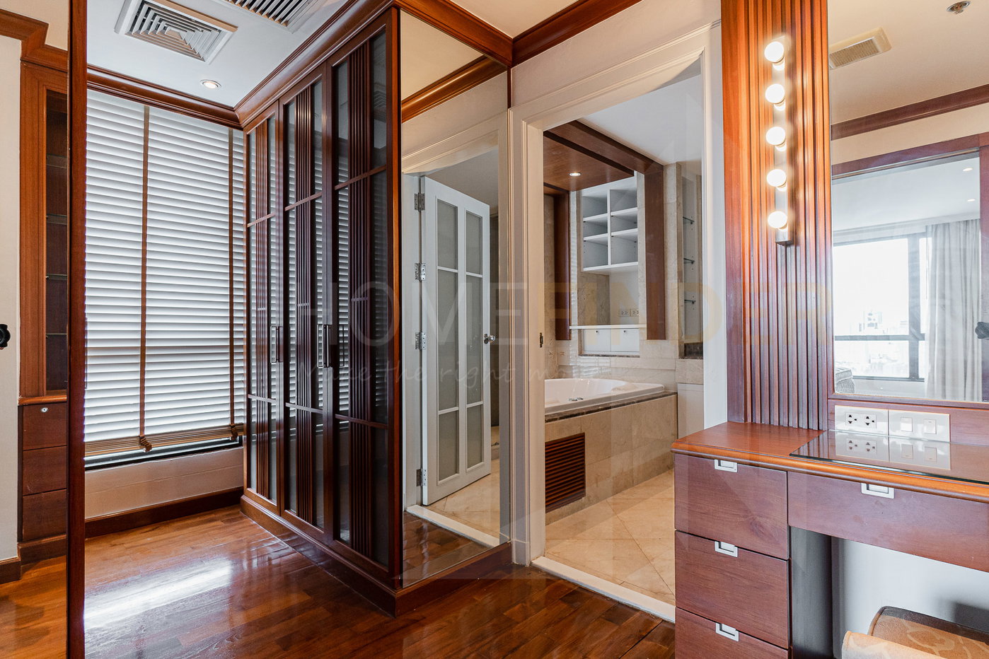 รูป Baan Na Varang 5 bedrooms, for rent - รูปที่ 8/24