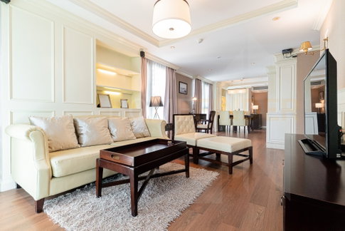 L.A.Residence 2 bedrooms, for rent
