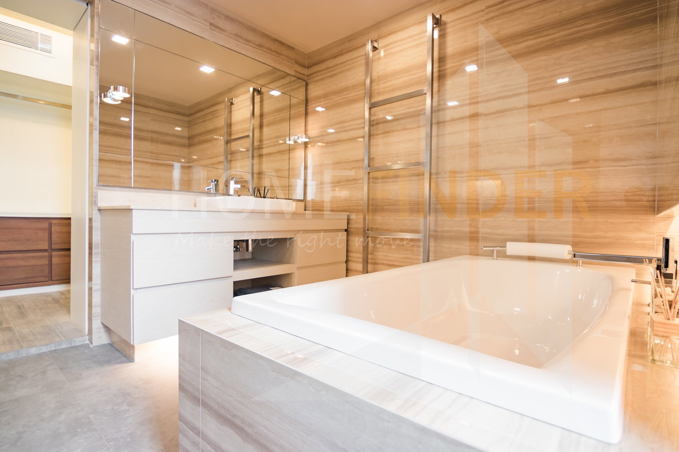 รูป Penthouse Condominium 2 4 bedrooms, for rent - รูปที่ 85/136