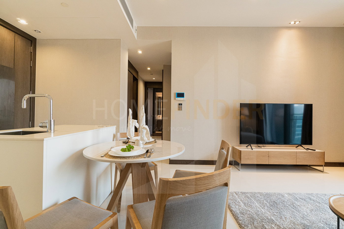 รูป Q 1 Sukhumvit 2 bedrooms, for rent - รูปที่ 4/14