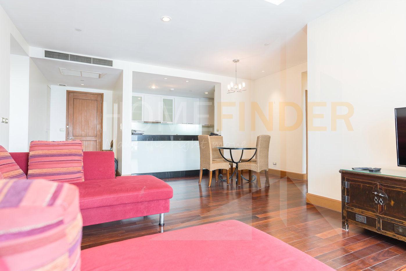 รูป Sky Villas Condominium 2 bedrooms, for rent - รูปที่ 3/16