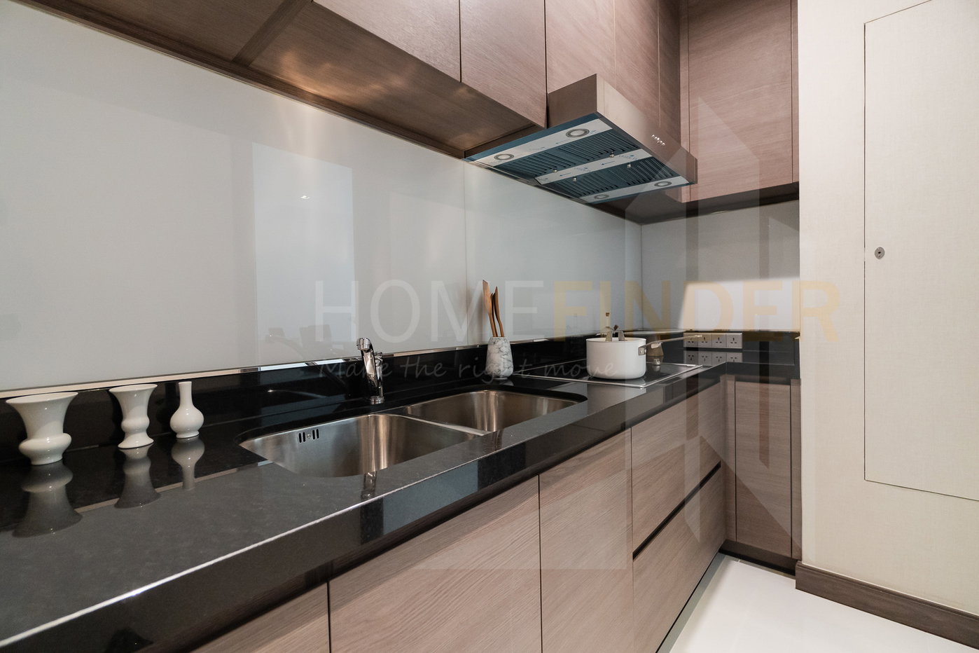 รูป Q 1 Sukhumvit 3 bedrooms, for rent - รูปที่ 22/26