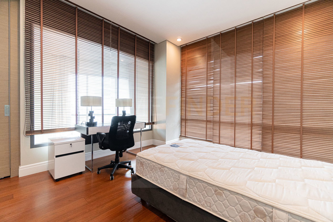 รูป Bright Sukhumvit 24 3 bedrooms, for sale - รูปที่ 12/17