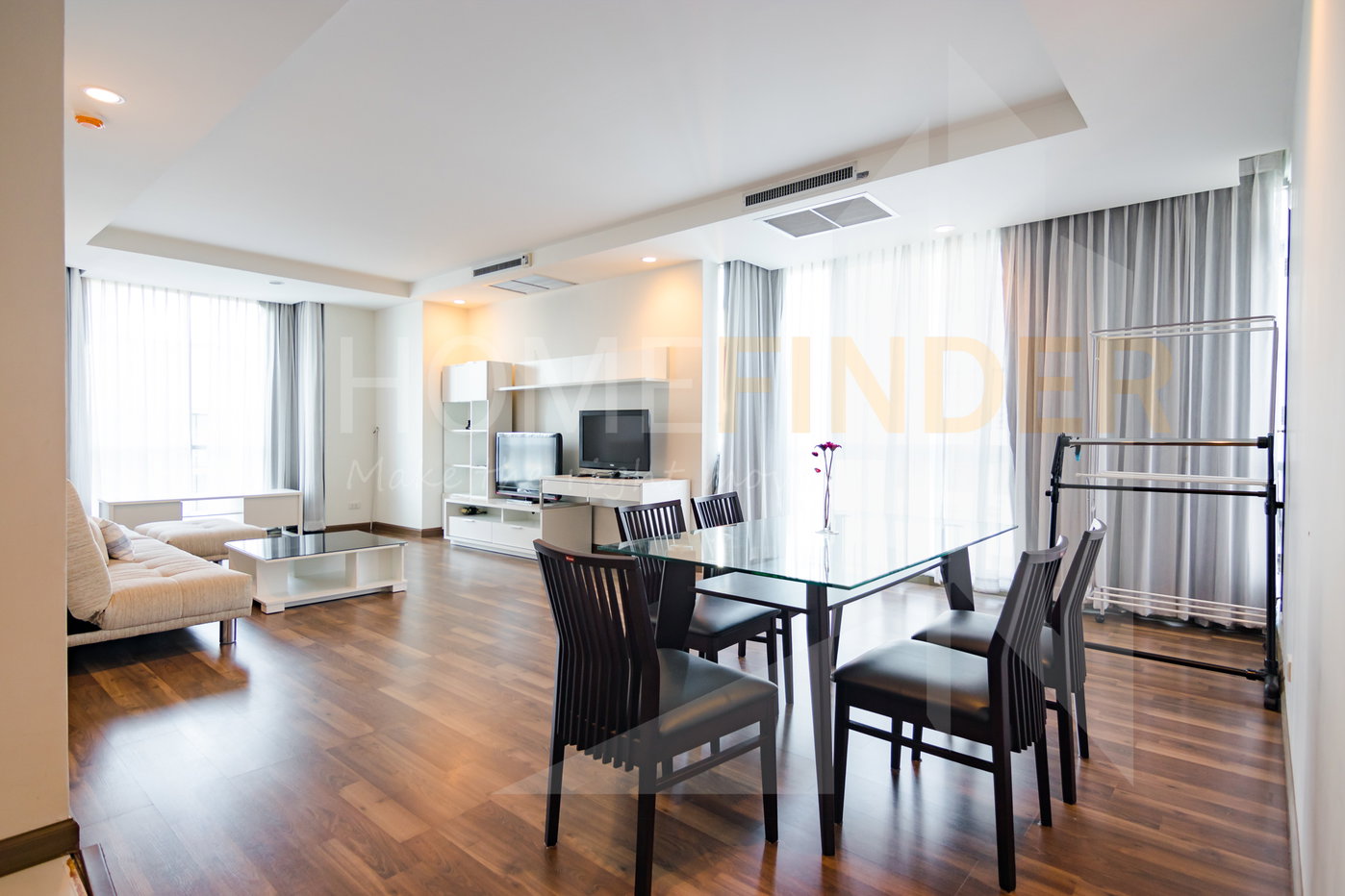 รูป The Rajdamri Residence 2 bedrooms, for rent - รูปที่ 4/36