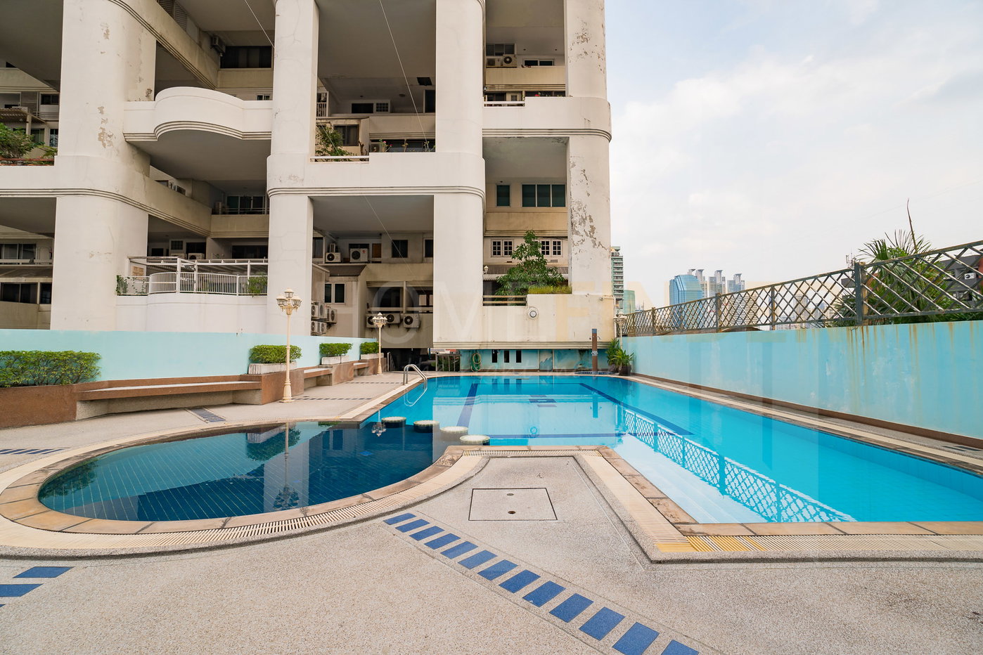 รูป Crystal Garden condominium 2 bedrooms, for rent - รูปที่ 2/21