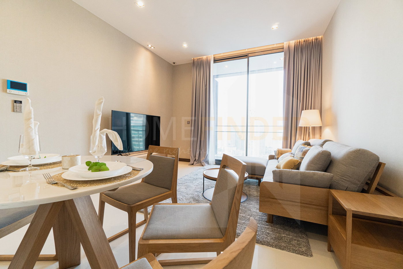 รูป Q 1 Sukhumvit 2 bedrooms, for rent - รูปที่ 1/14