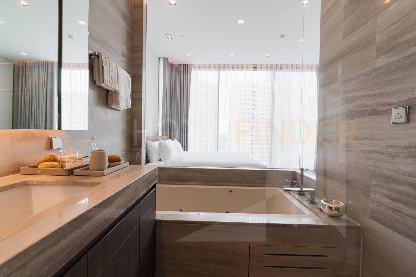 รูป Q 1 Sukhumvit 3 bedrooms, for rent - รูปที่ 12/26