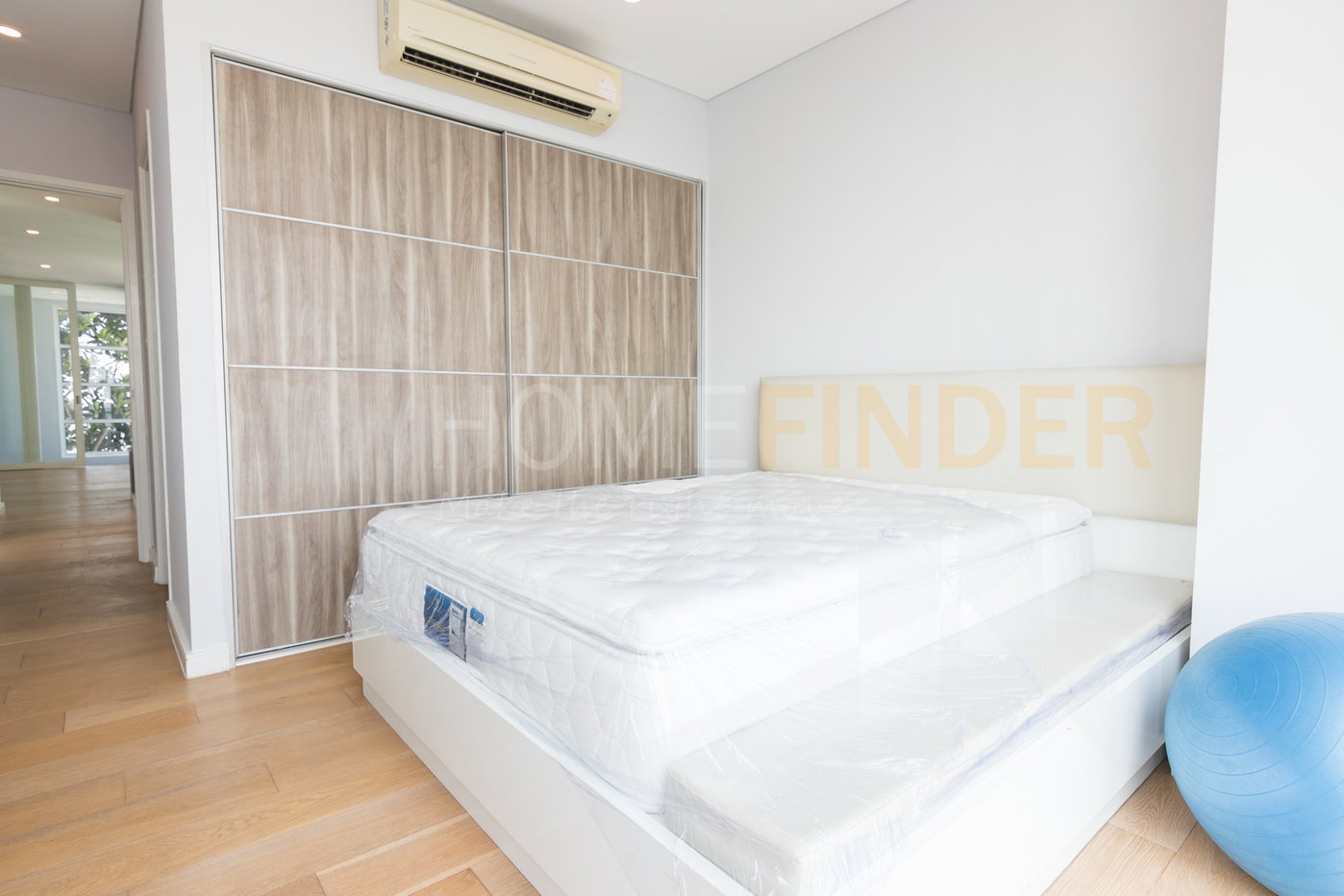 รูป Fullerton Sukhumvit 3 bedrooms, for rent - รูปที่ 8/79